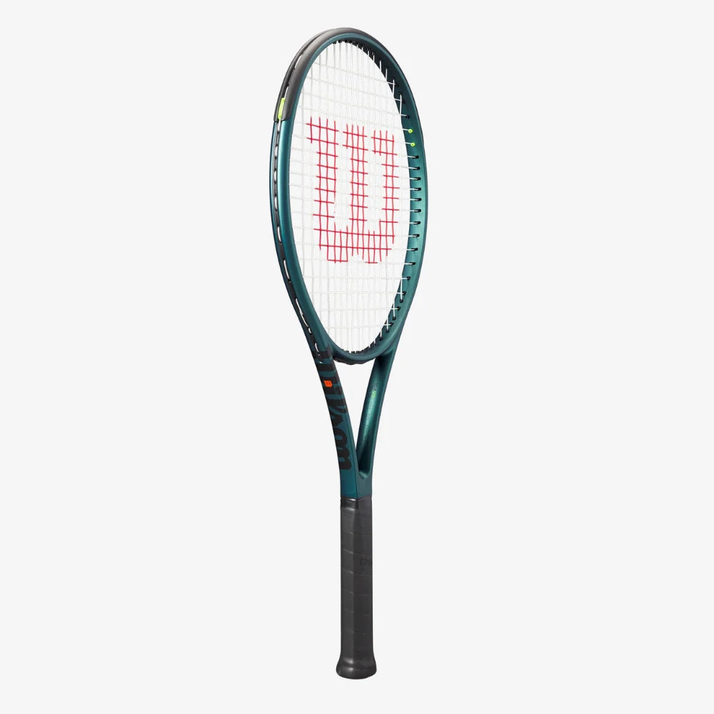 Vợt Tennis Wilson Blade 104 V9 FRM