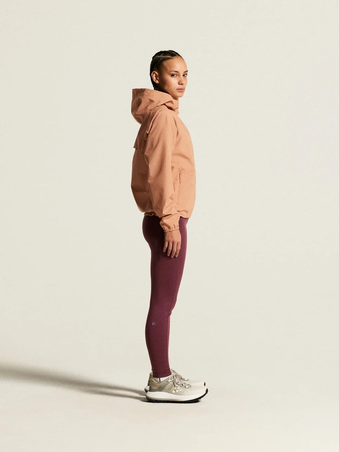 Women's Essence Hydro Jacket 2 - Syrup