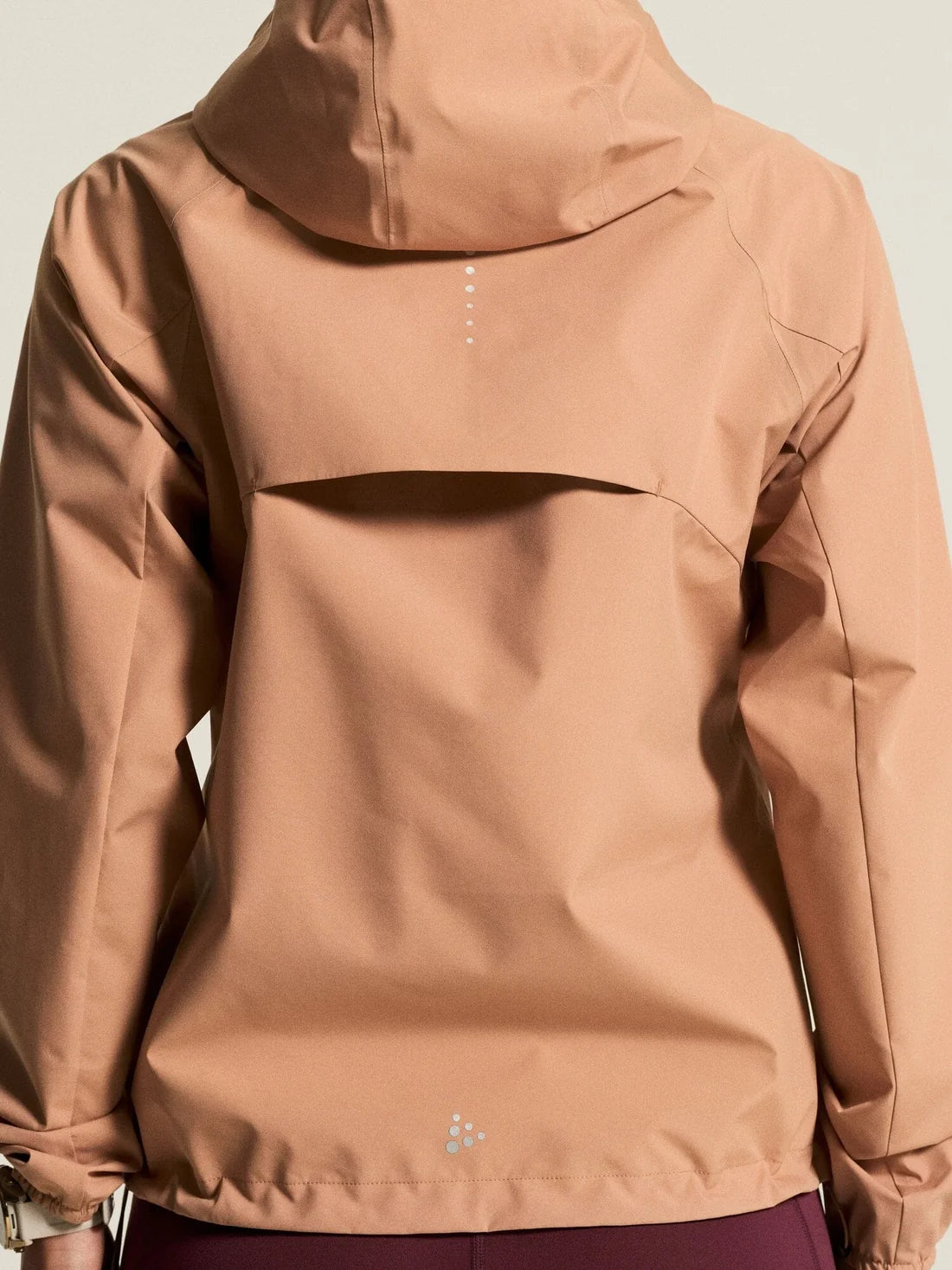 Women's Essence Hydro Jacket 2 - Syrup